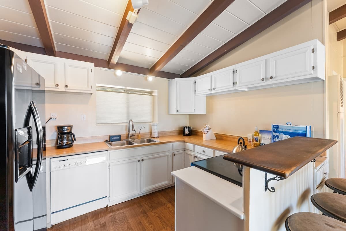 Home in Glenbrook · ★4.89 · 3 bedrooms · 5 beds · 2 private baths - Photo 5