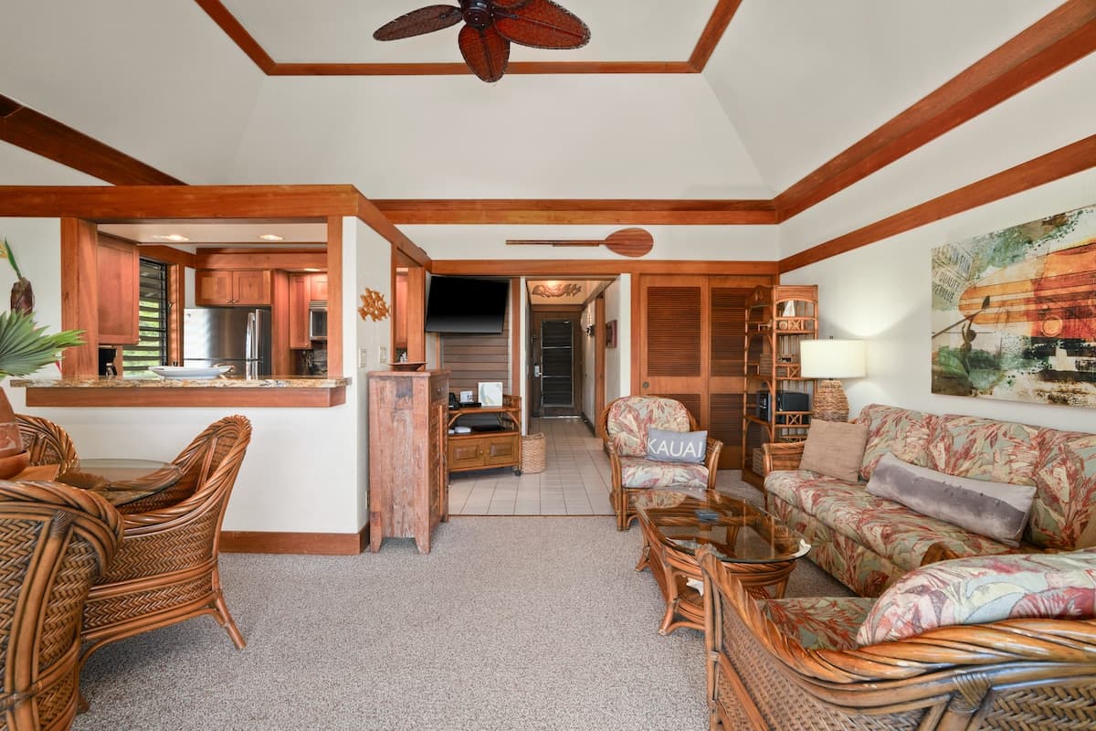 Condo in Koloa · ★4.75 · 1 bedroom · 2 beds · 1 bath - Photo 4