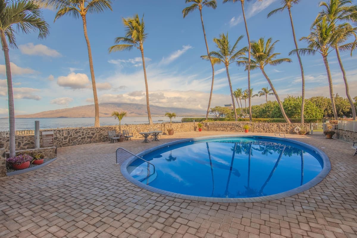 Condo in Kihei · ★5.0 · 2 bedrooms · 3 beds · 2 baths - Photo 1