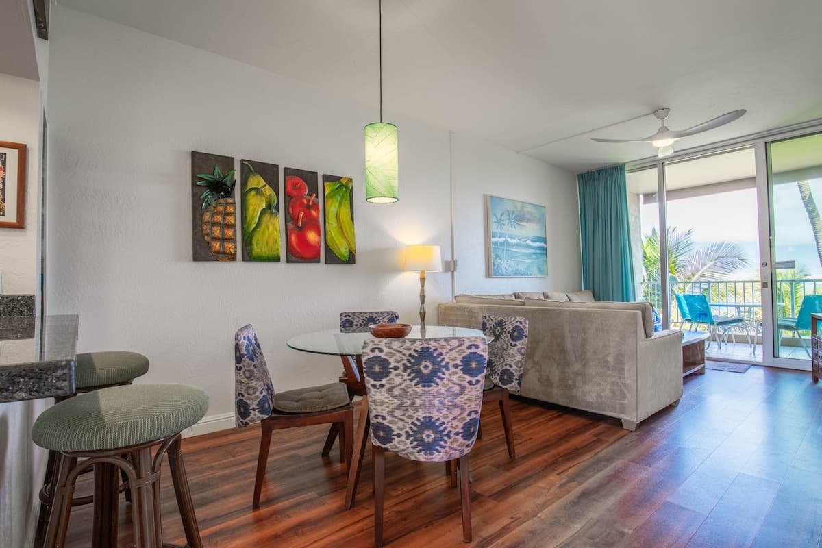 Condo in Kihei · ★5.0 · 2 bedrooms · 3 beds · 2 baths - Photo 5