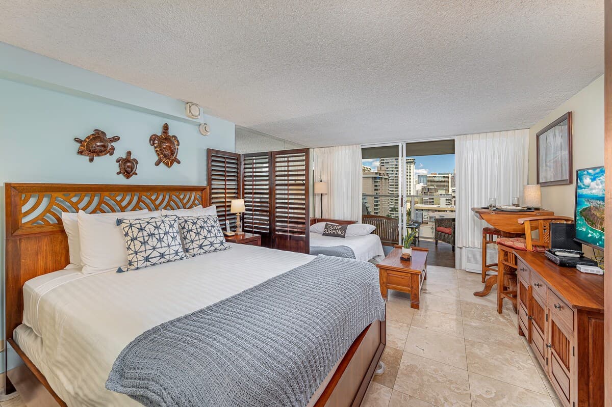 Island Colony City-Mountains View Condo Near Beach - Photo 1