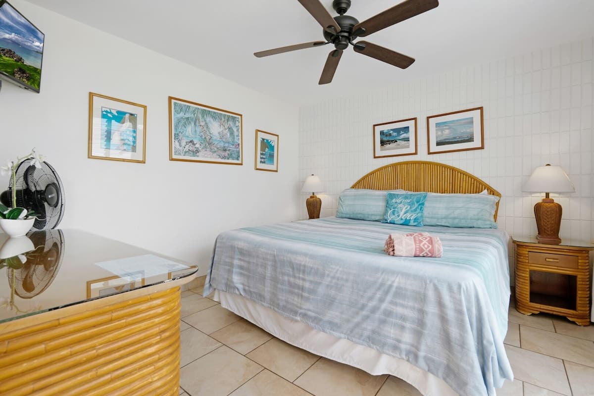 Condo in Kihei · ★4.87 · 2 bedrooms · 4 beds · 2 baths - Photo 3