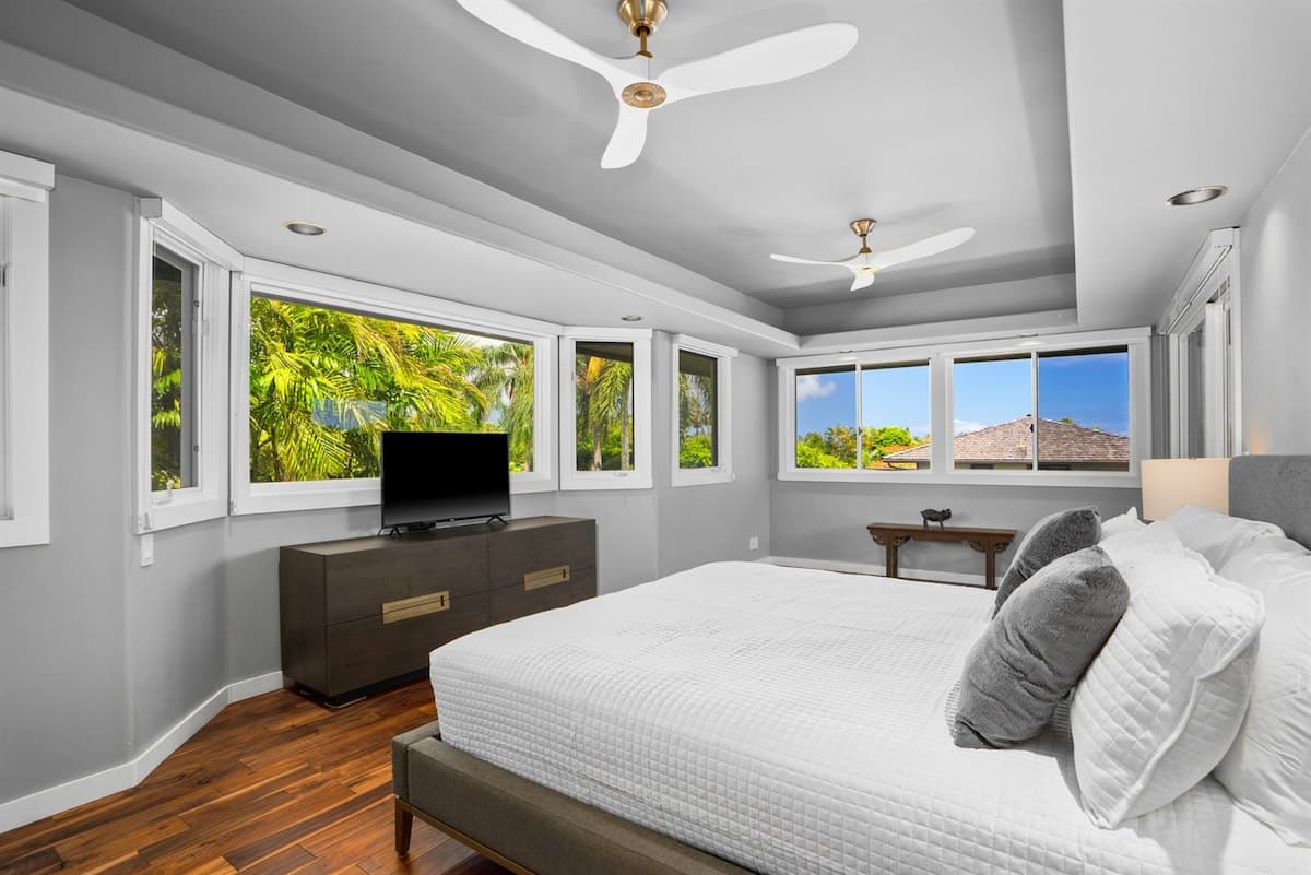 Home in Princeville · ★5.0 · 3 bedrooms · 5 beds · 2.5 private baths - Photo 1