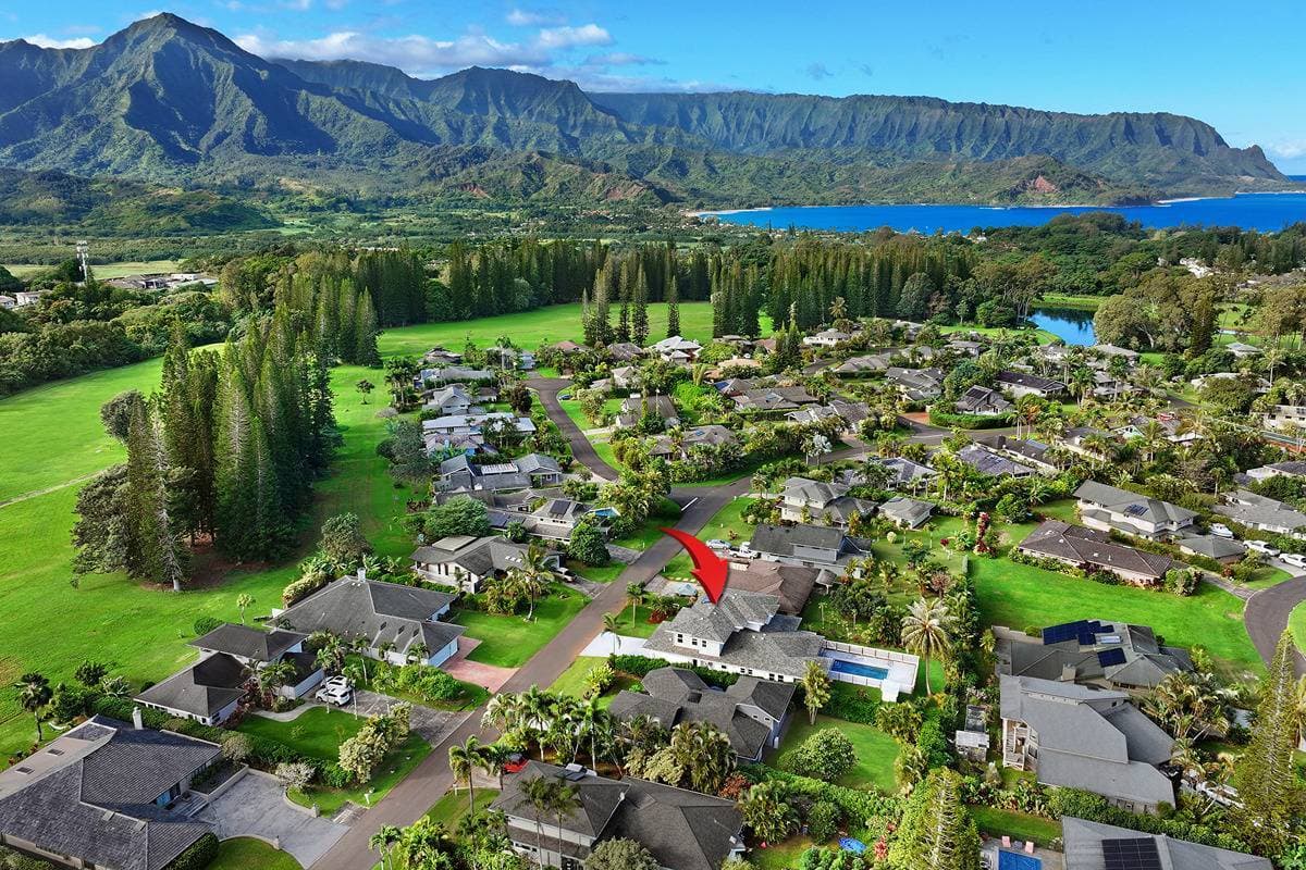 Home in Princeville · ★4.86 · 4 bedrooms · 5 beds · 4 baths - Photo 4