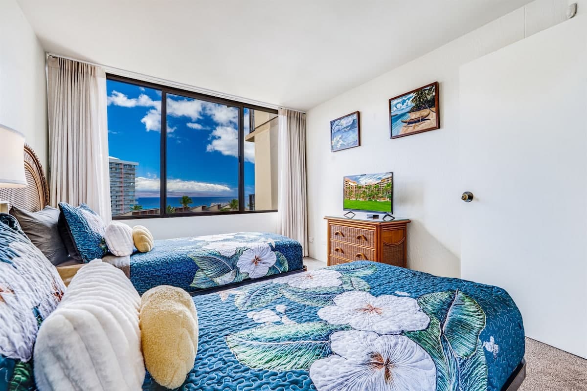 Condo in Lahaina · ★4.97 · 2 bedrooms · 4 beds · 2 baths - Photo 1