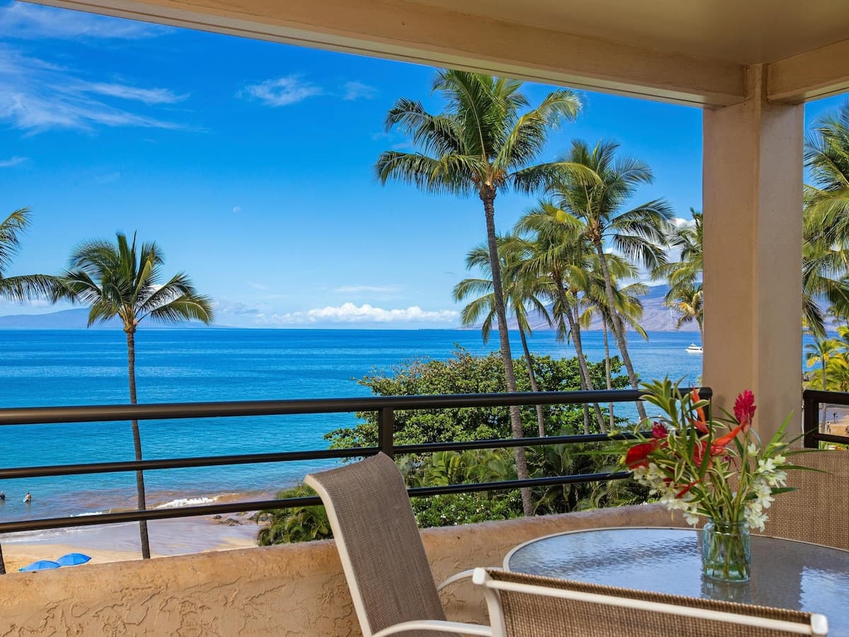 Condo in Wailea · ★4.8 · 2 bedrooms · 4 beds · 2 baths - Photo 1