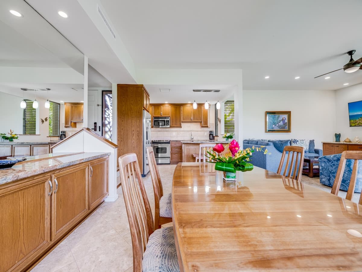 Condo in Wailea · ★5.0 · 2 bedrooms · 4 beds · 2 baths - Photo 3