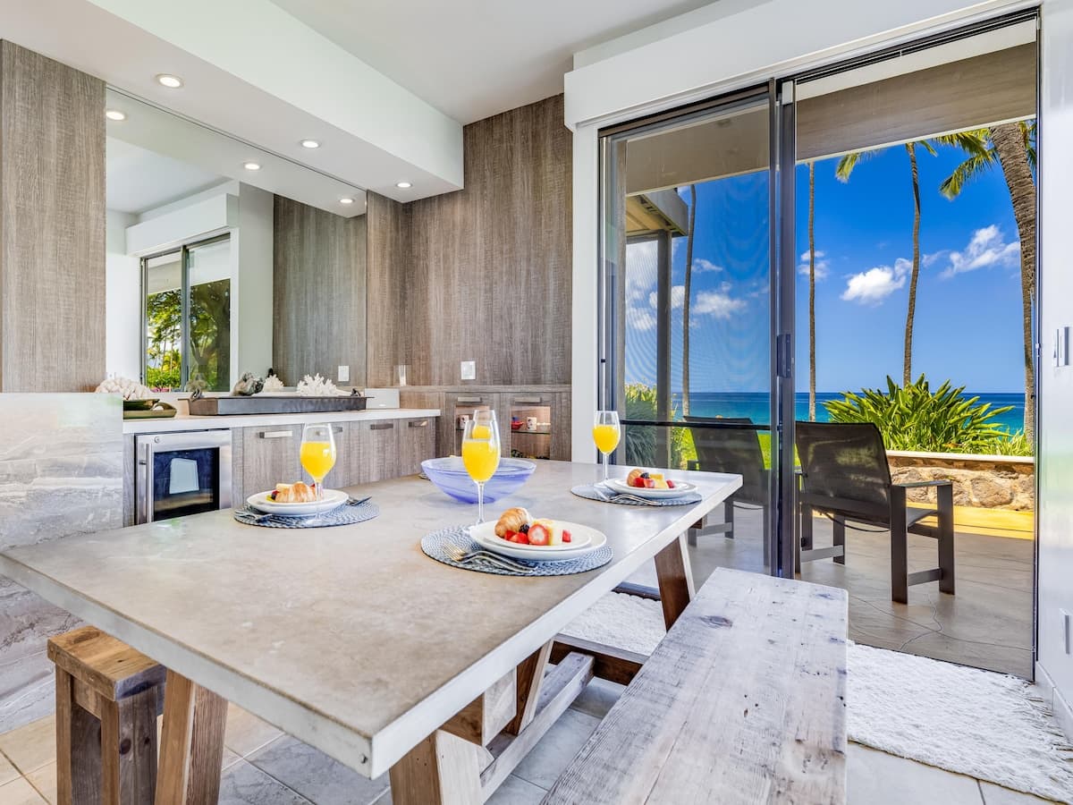 Condo in Wailea · ★5.0 · 2 bedrooms · 3 beds · 2 baths - Photo 3
