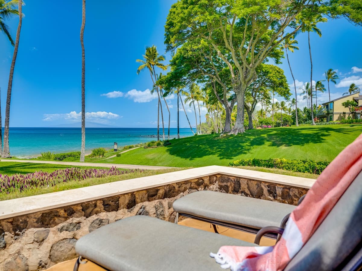 Condo in Wailea · ★5.0 · 2 bedrooms · 3 beds · 2 baths - Photo 2