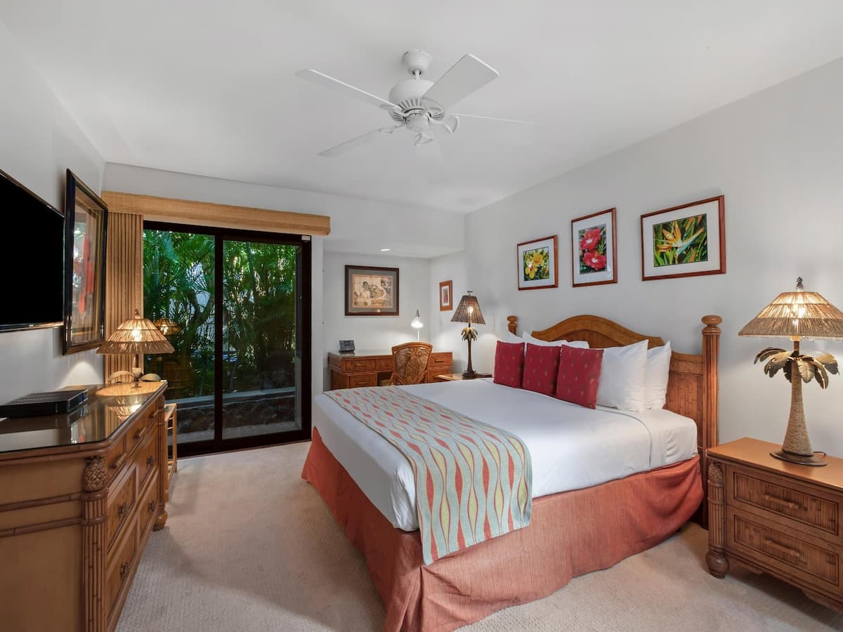 Condo in Wailea · ★5.0 · 2 bedrooms · 4 beds · 2 baths - Photo 5