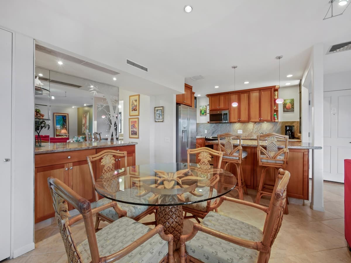 Condo in Wailea · ★5.0 · 2 bedrooms · 4 beds · 2 baths - Photo 3