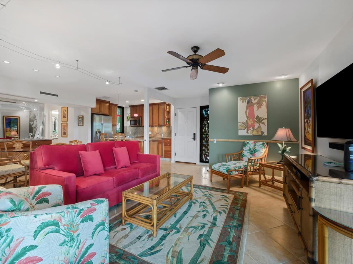 Condo in Wailea · ★5.0 · 2 bedrooms · 4 beds · 2 baths - Photo 2
