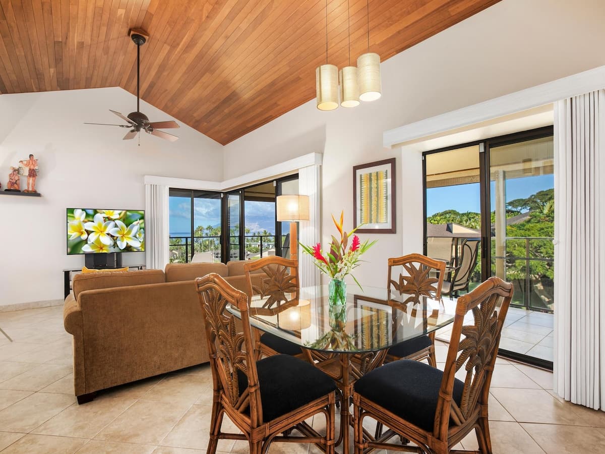 Condo in Wailea · ★5.0 · 1 bedroom · 2 beds · 2 baths - Photo 3