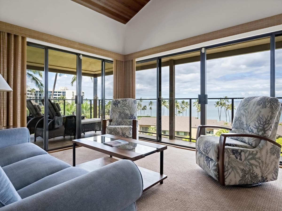 Condo in Wailea · ★5.0 · 1 bedroom · 2 beds · 2 baths - Photo 3