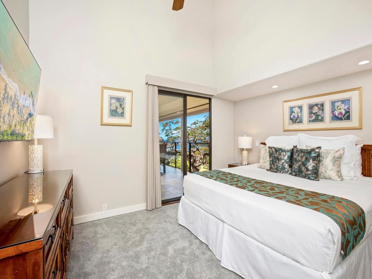Condo in Wailea · ★4.92 · 1 bedroom · 3 beds · 2 baths - Photo 5