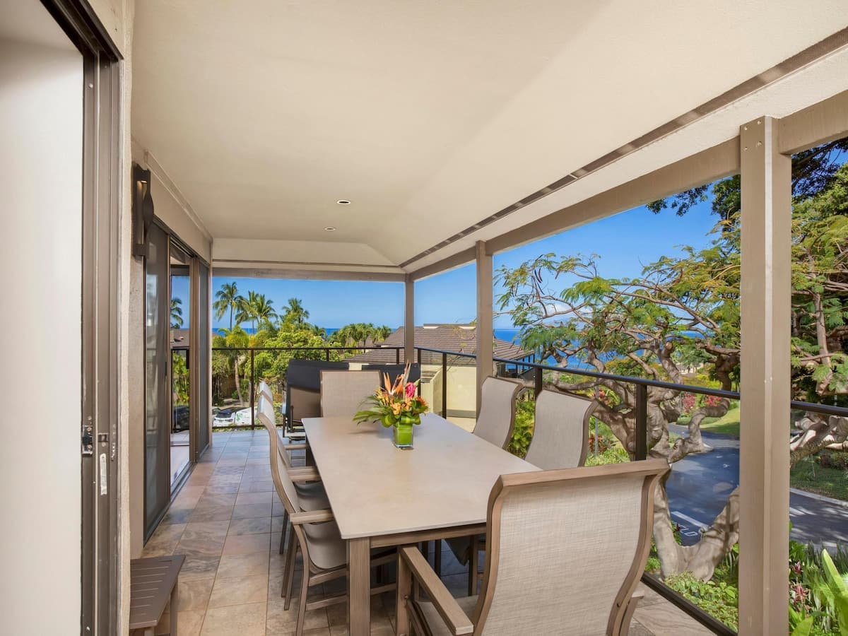 Condo in Wailea · ★4.92 · 1 bedroom · 3 beds · 2 baths - Photo 4