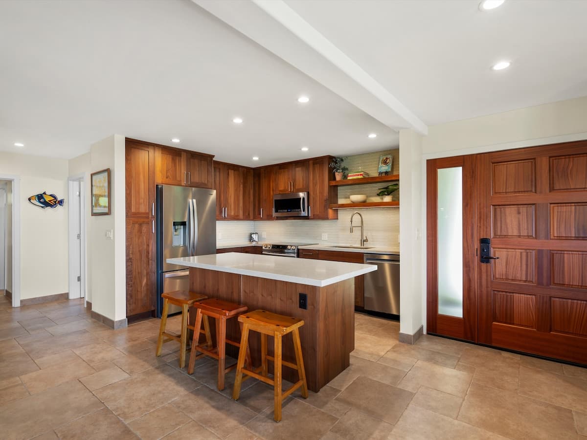 Condo in Wailea · ★5.0 · 1 bedroom · 2 beds · 2 baths - Photo 4