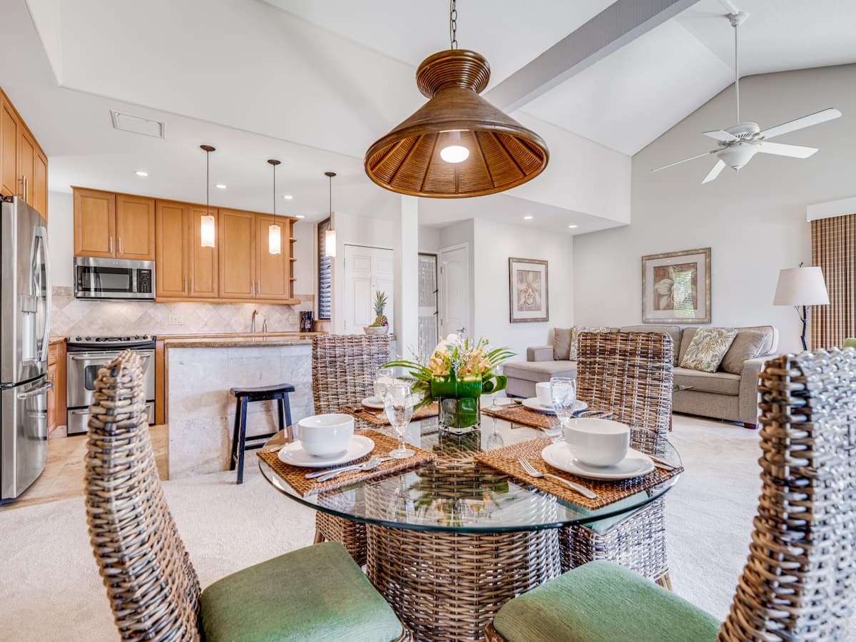 Condo in Wailea · ★5.0 · 1 bedroom · 2 beds · 1 bath - Photo 2