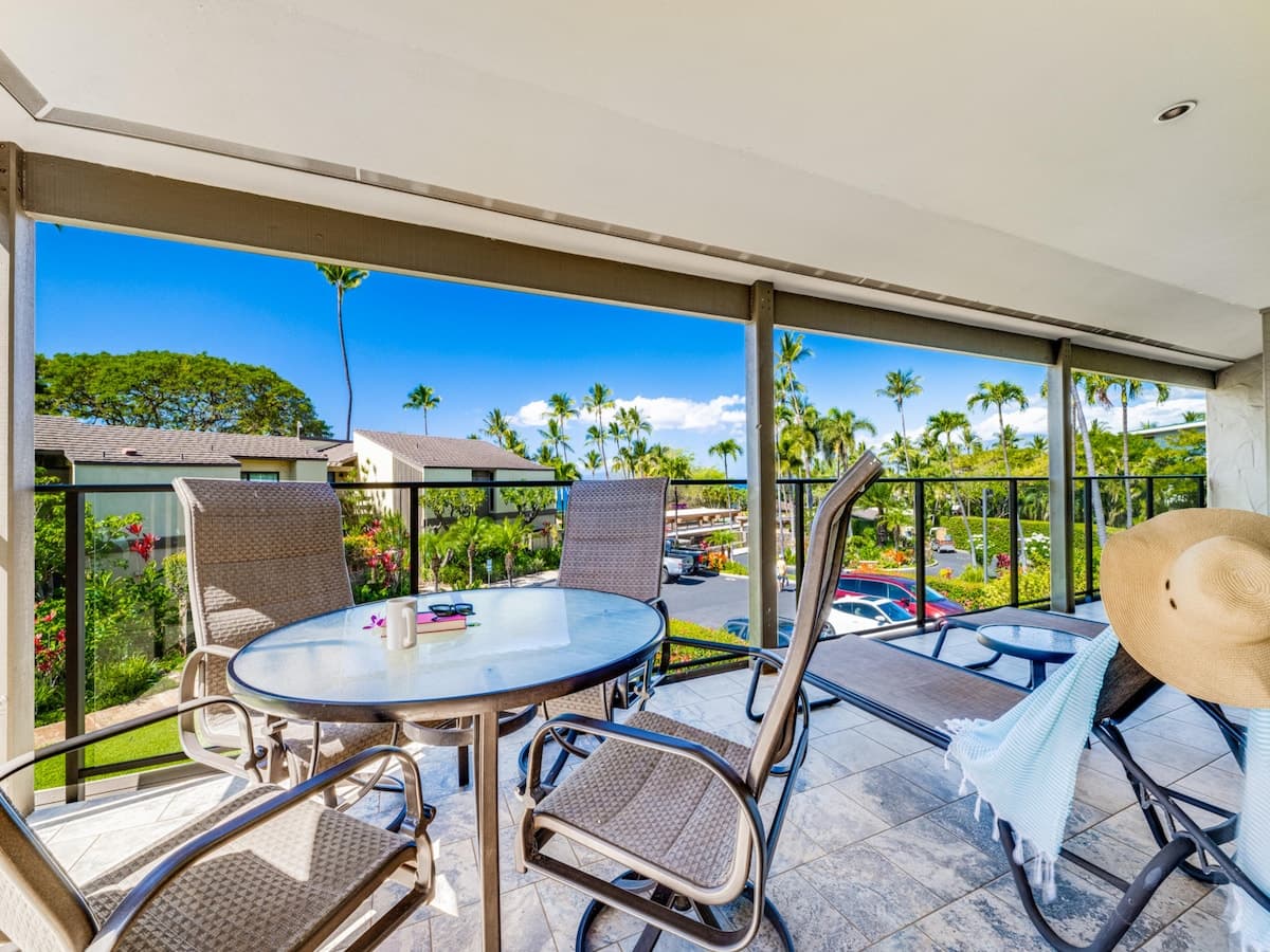 Condo in Wailea · ★5.0 · 1 bedroom · 2 beds · 1 bath - Photo 4
