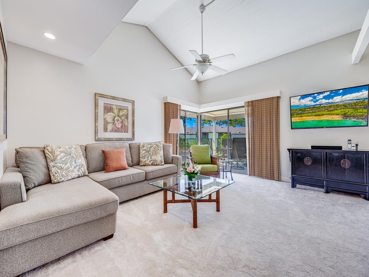 Condo in Wailea · ★5.0 · 1 bedroom · 2 beds · 1 bath - Photo 1