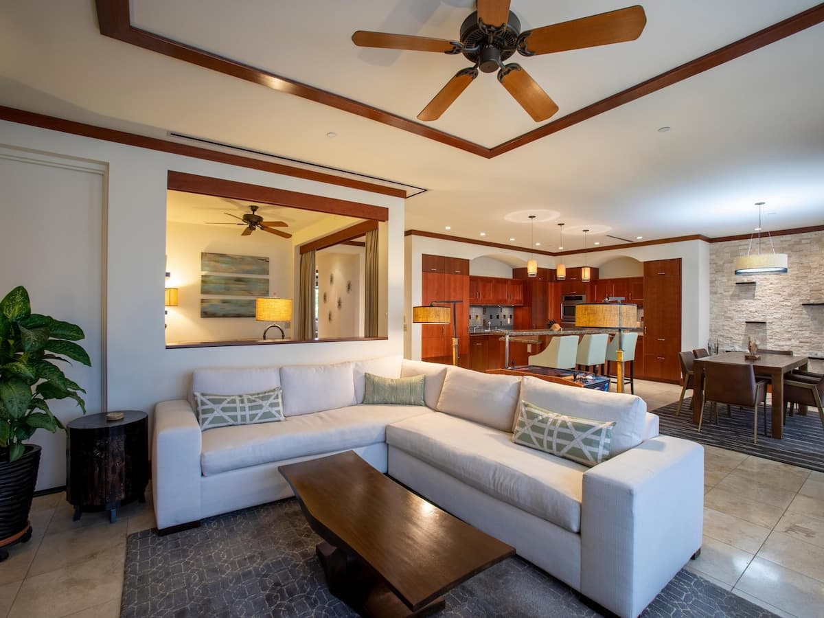 Condo in Kihei · ★5.0 · 2 bedrooms · 4 beds · 2 baths - Photo 2