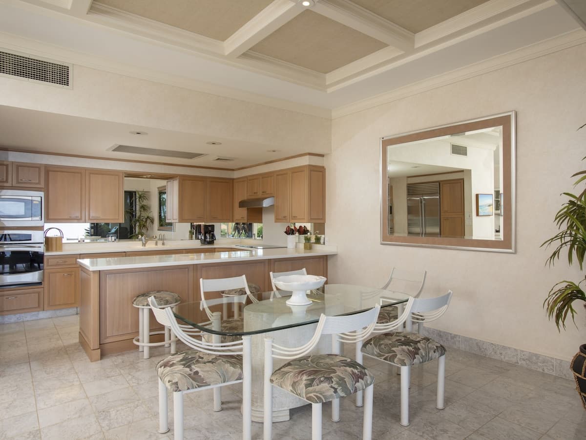 Condo in Kihei · ★5.0 · 2 bedrooms · 3 beds · 2 baths - Photo 3