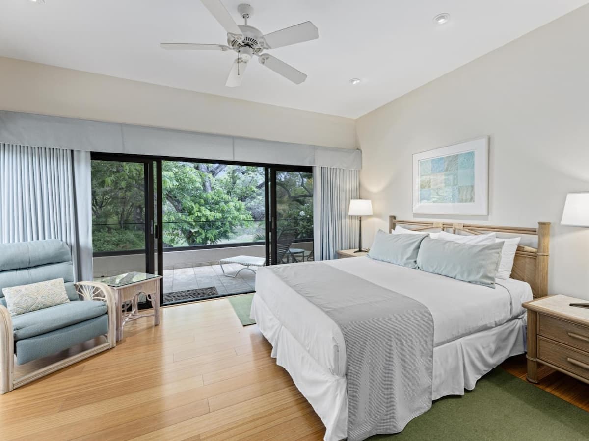 Condo in Kihei · ★5.0 · 2 bedrooms · 4 beds · 2 baths - Photo 4