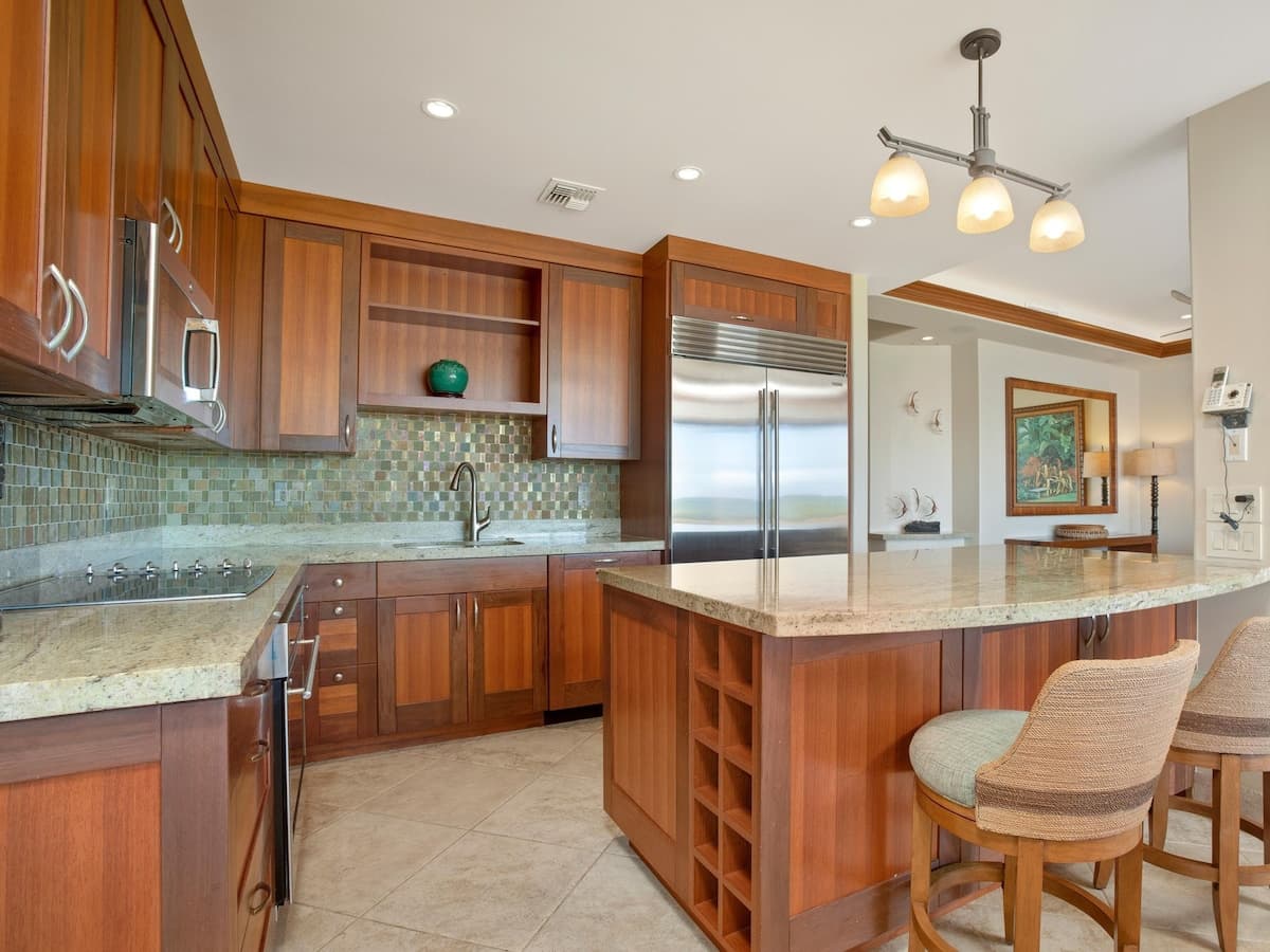Condo in Kihei · ★5.0 · 2 bedrooms · 3 beds · 2 baths - Photo 4