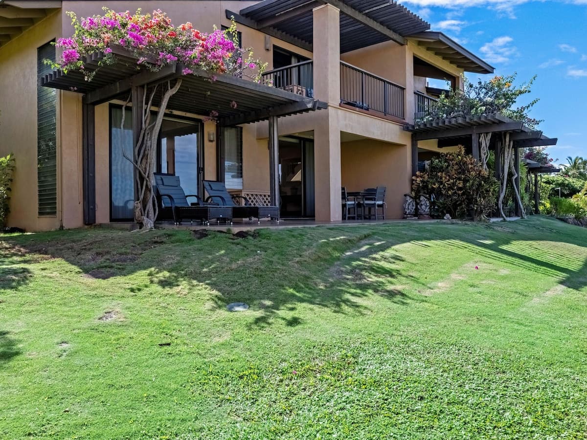 Condo in Kihei · ★5.0 · 1 bedroom · 2 beds · 1.5 baths - Photo 5
