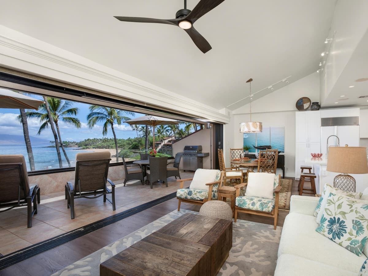 Condo in Kihei · ★5.0 · 2 bedrooms · 2 beds · 2 baths - Photo 2