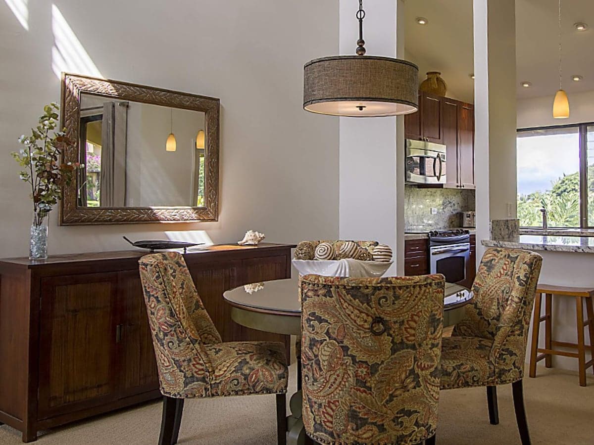 Spacious Condo on Local-Favorite Beach - Photo 5