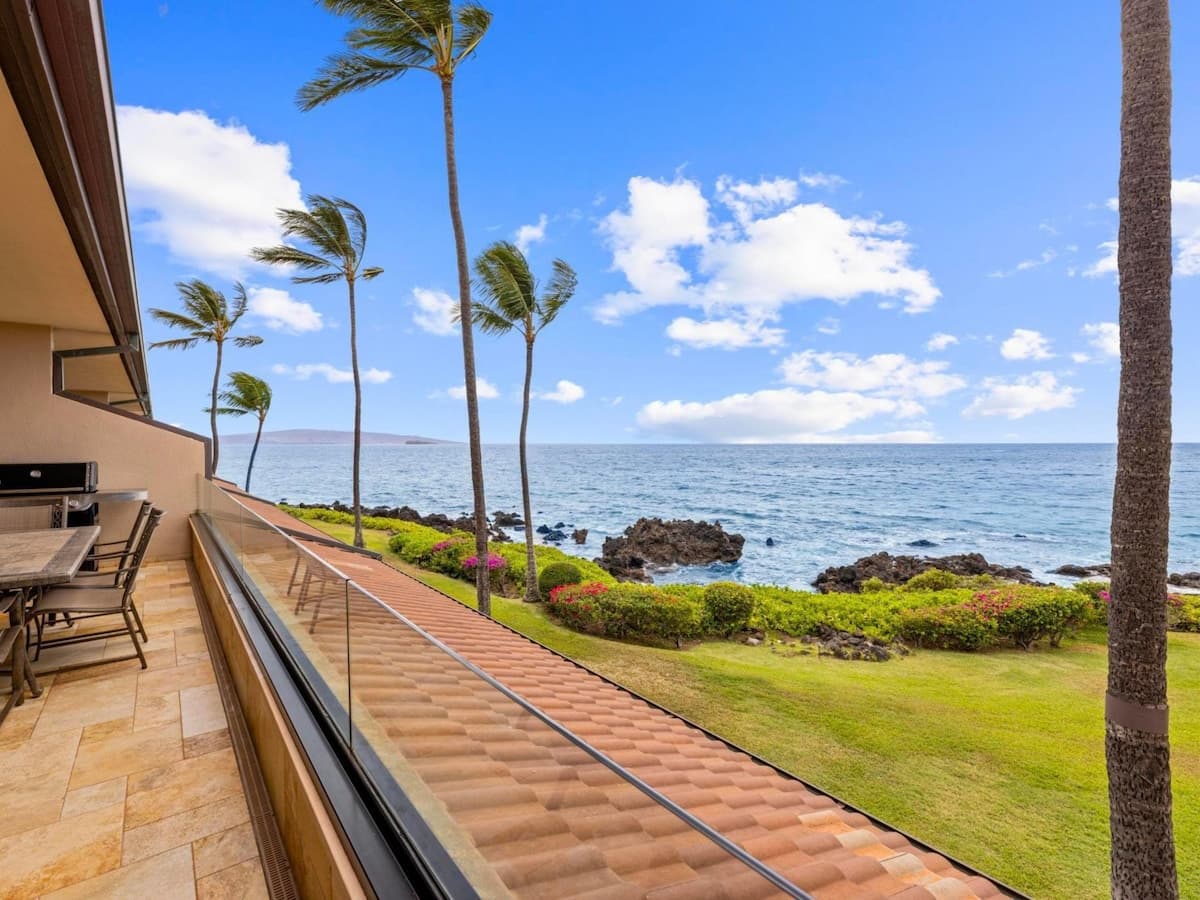 Condo in Kihei · ★5.0 · 2 bedrooms · 4 beds · 2 baths - Photo 1