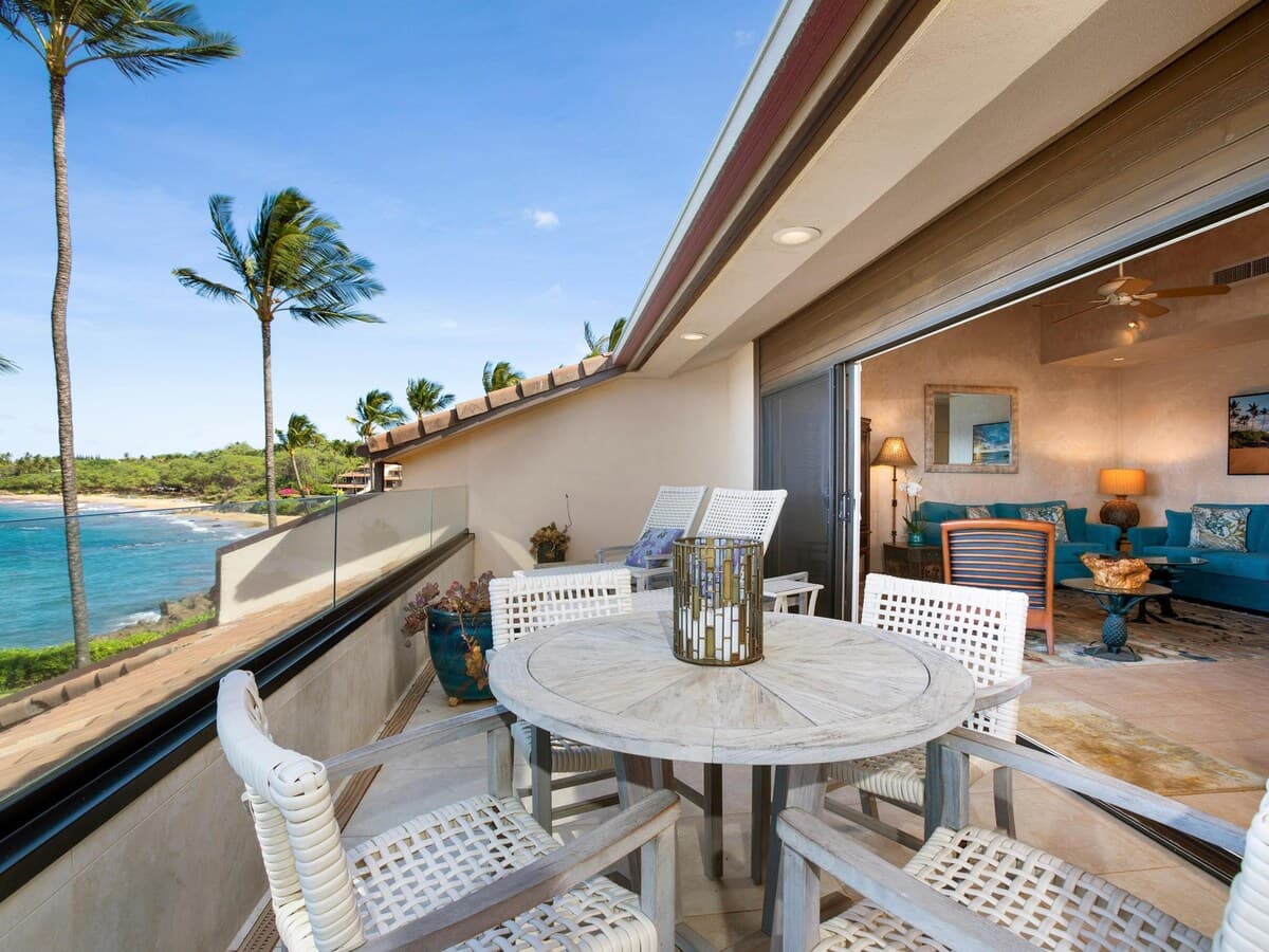 Condo in Kihei · ★4.83 · 2 bedrooms · 4 beds · 2 baths - Photo 3