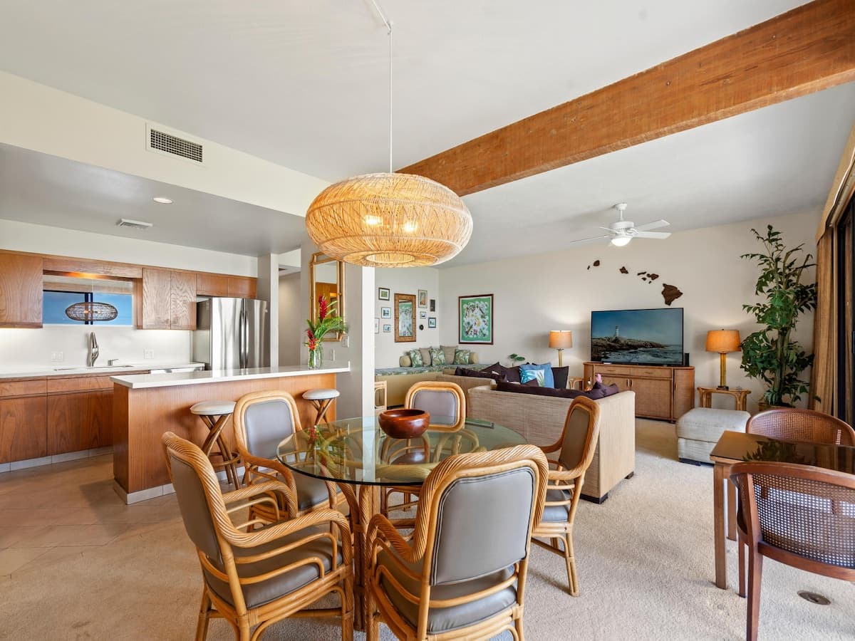 Condo in Kihei · ★5.0 · 2 bedrooms · 4 beds · 2 baths - Photo 5