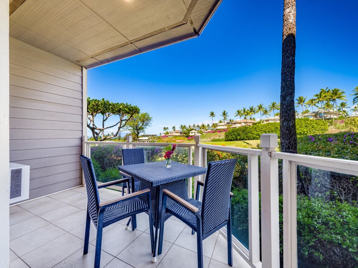 Condo in Kihei · ★4.17 · 1 bedroom · 2 beds · 2 baths - Photo 5