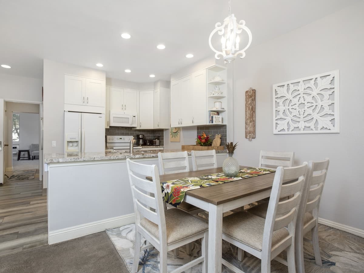 Condo in Kihei · ★4.86 · 2 bedrooms · 4 beds · 2 private baths - Photo 5