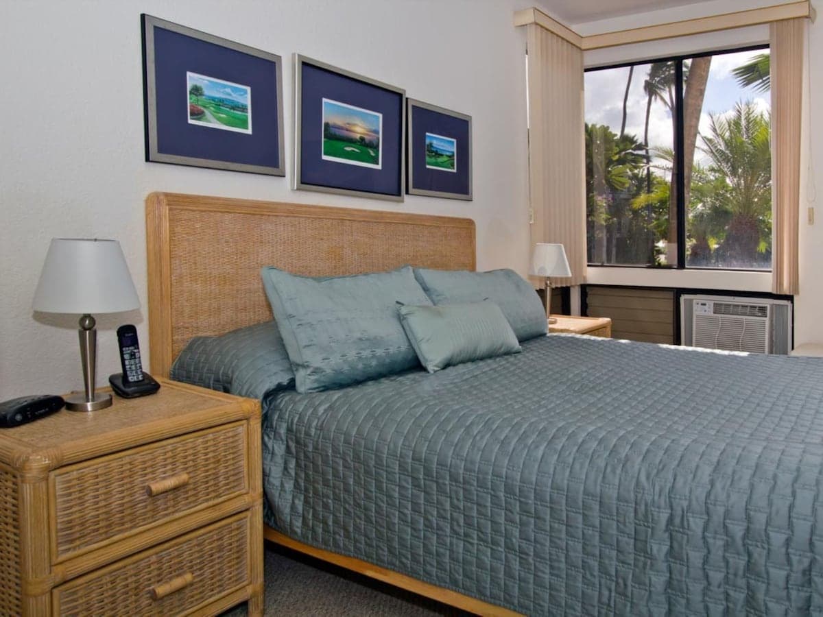 Condo in Kihei · ★5.0 · 1 bedroom · 2 beds · 2 baths - Photo 4