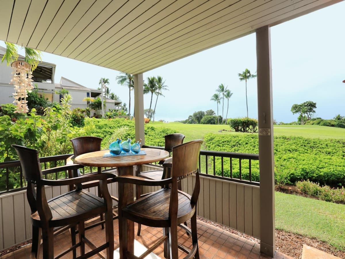 Condo in Kihei · ★5.0 · 1 bedroom · 2 beds · 2 baths - Photo 2