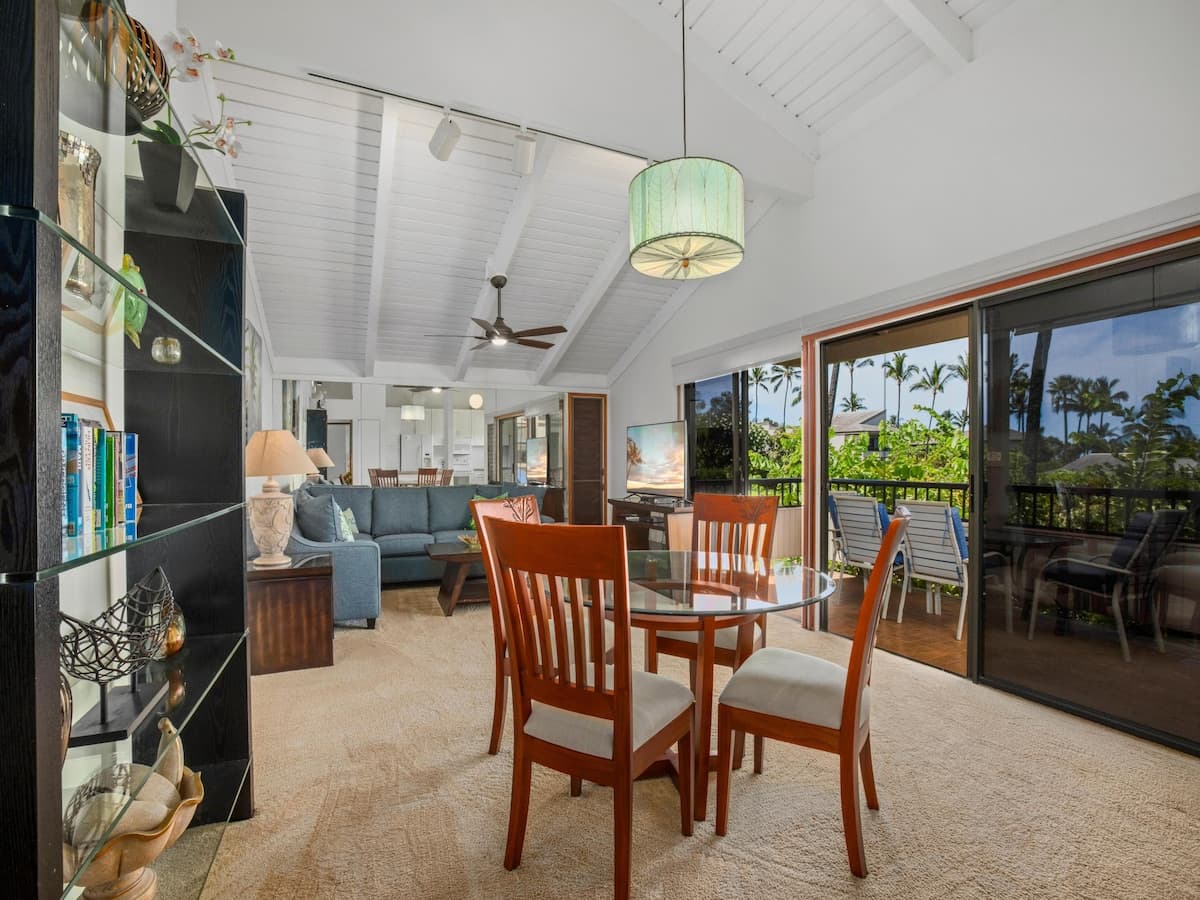 Condo in Kihei · ★4.75 · 1 bedroom · 2 beds · 2 baths - Photo 4