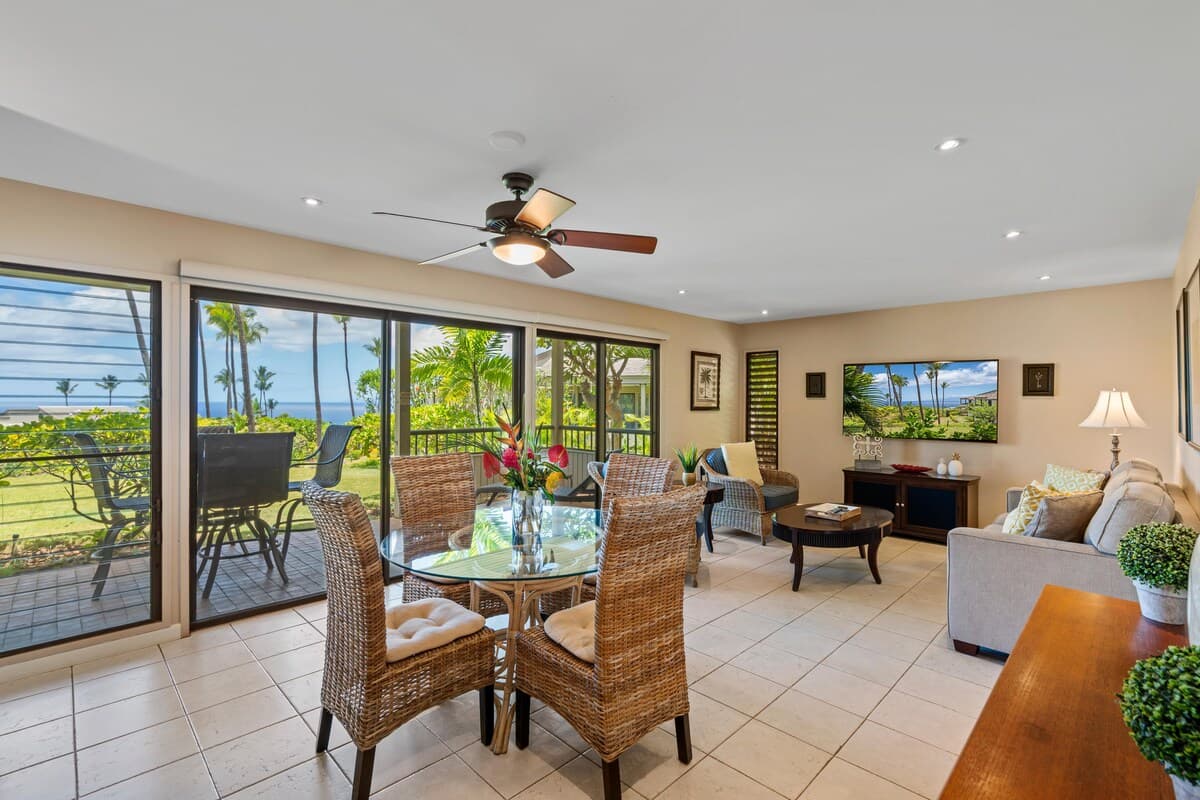 Condo in Kihei · ★4.4 · 1 bedroom · 2 beds · 2 baths - Photo 1