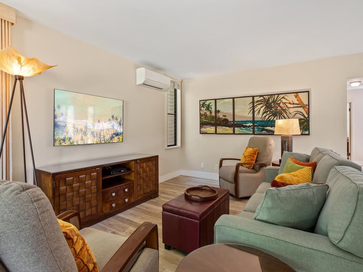 Condo in Kihei · ★4.71 · 1 bedroom · 2 beds · 2 baths - Photo 1