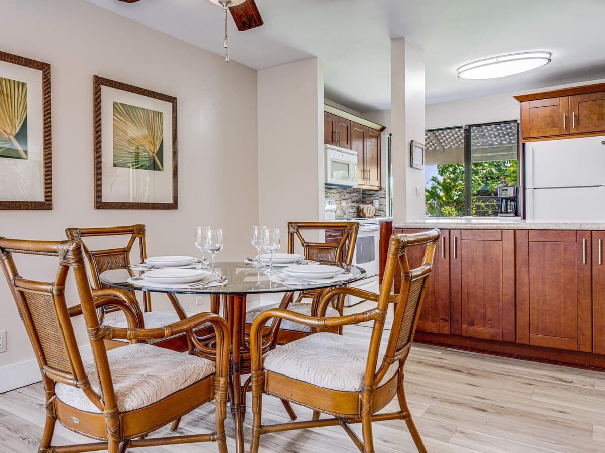 Condo in Kihei · ★4.71 · 1 bedroom · 2 beds · 2 baths - Photo 3