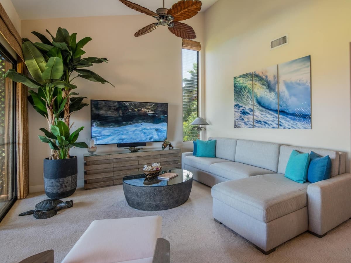 Condo in Kihei · ★4.83 · 1 bedroom · 2 beds · 1 bath - Photo 4