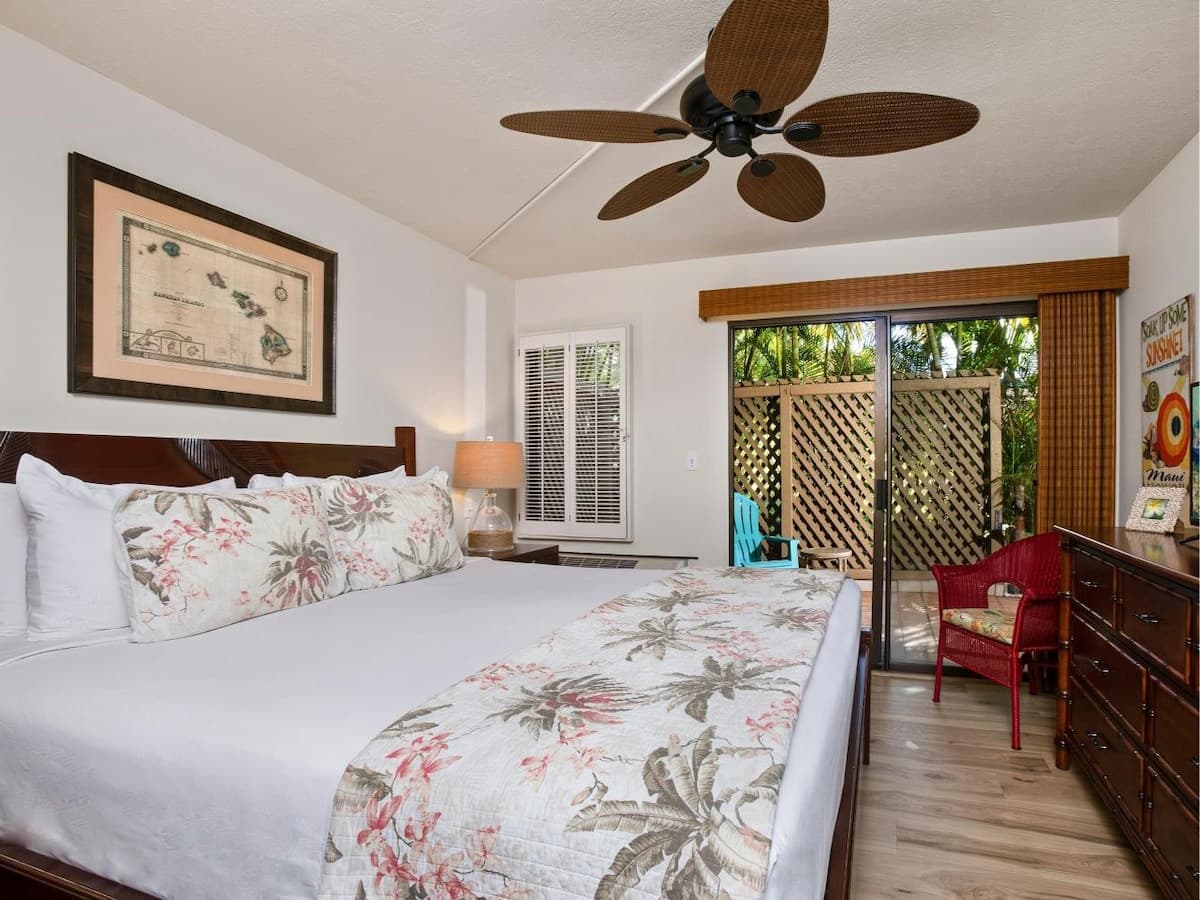 Condo in Kihei · ★4.75 · 1 bedroom · 2 beds · 1 bath - Photo 3