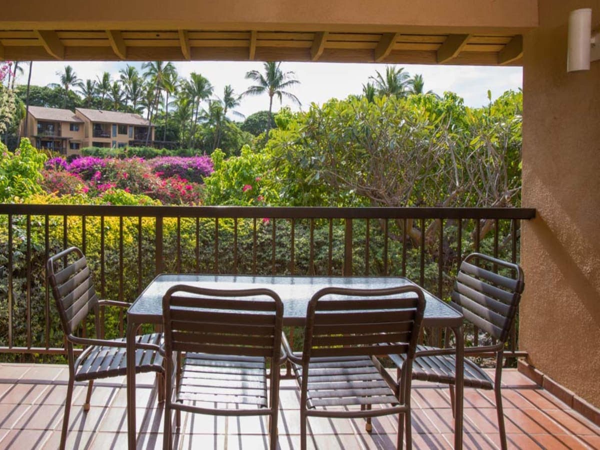 Condo in Kihei · ★4.67 · 1 bedroom · 2 beds · 1 bath - Photo 3