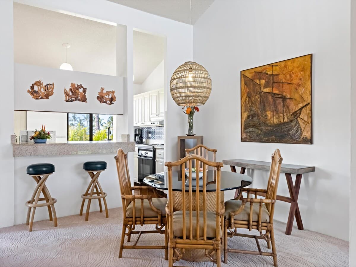 Condo in Kihei · ★4.71 · 1 bedroom · 2 beds · 1 bath - Photo 3