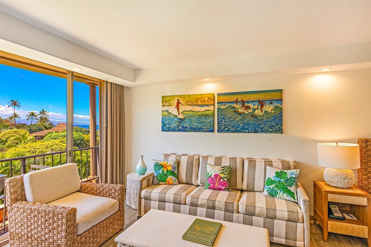 Condo in Lahaina · ★5.0 · Studio · 2 beds · 1 private bath - Photo 3