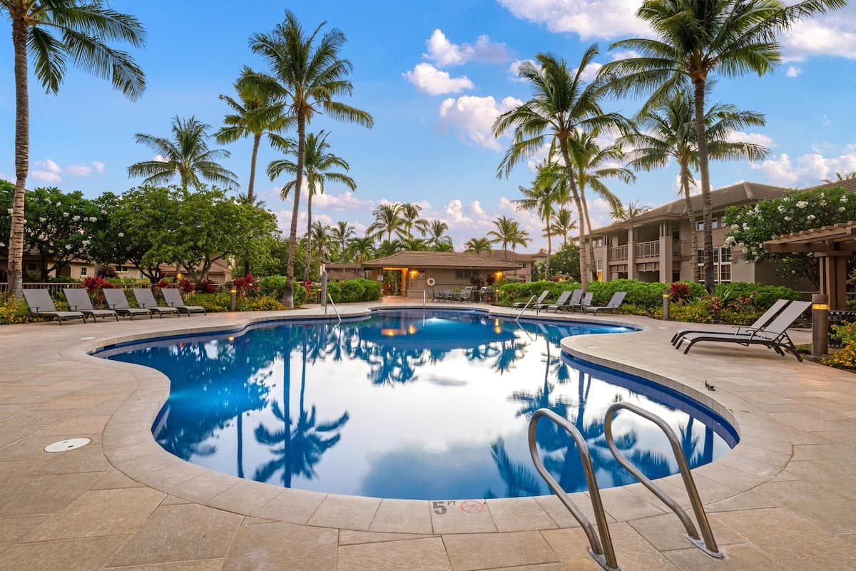 Condo in Waikoloa Village · ★4.83 · 2 bedrooms · 4 beds · 2.5 private baths - Photo 2