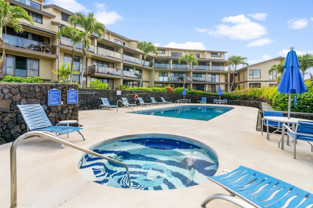 Condo in Koloa · ★4.8 · 2 bedrooms · 2 beds · 2 private baths - Photo 3