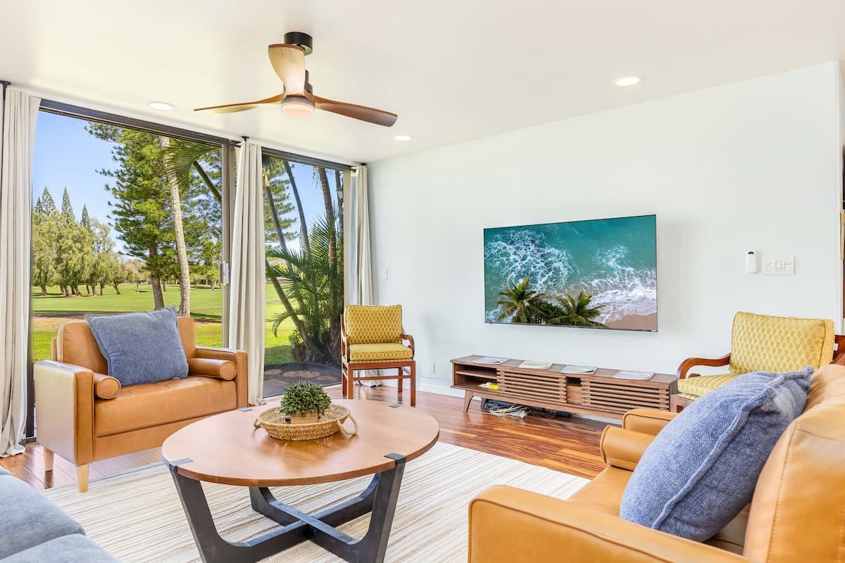 Townhouse in Kahuku · ★4.94 · 3 bedrooms · 4 beds · 2 private baths - Photo 4